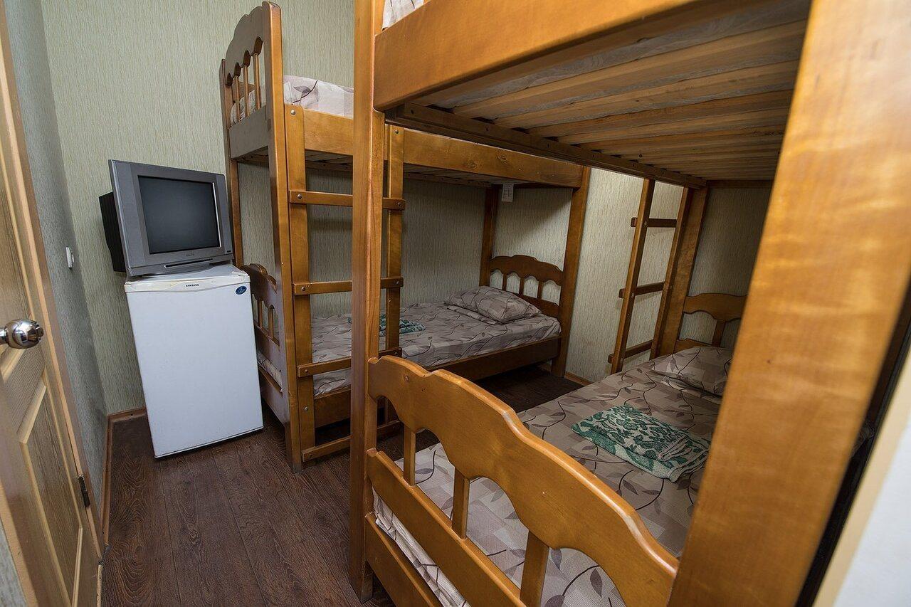 Tokyo Star Economy Hotel 敖德萨 外观 照片